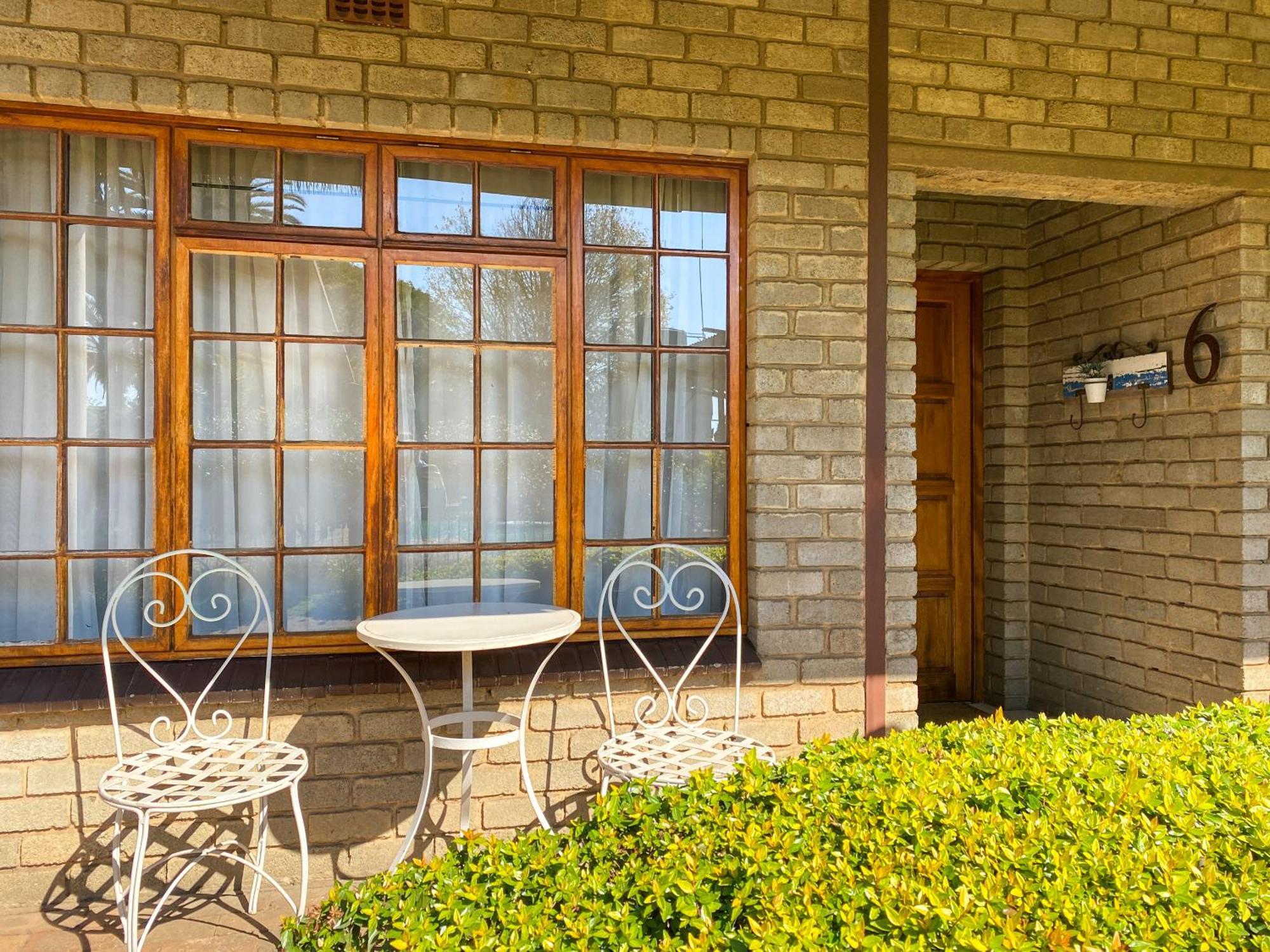 Palm Inn Guest House Piet Retief Exterior foto