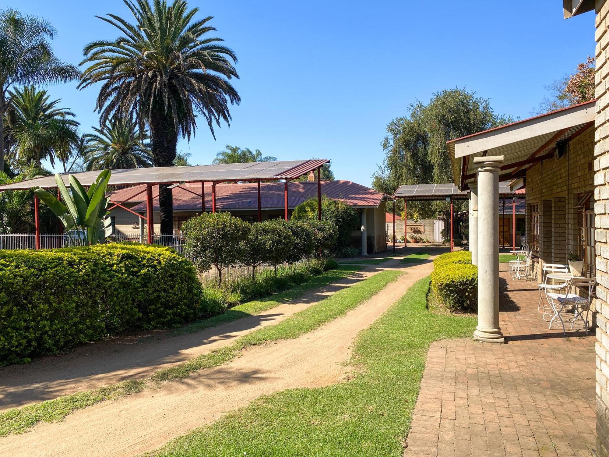 Palm Inn Guest House Piet Retief Exterior foto