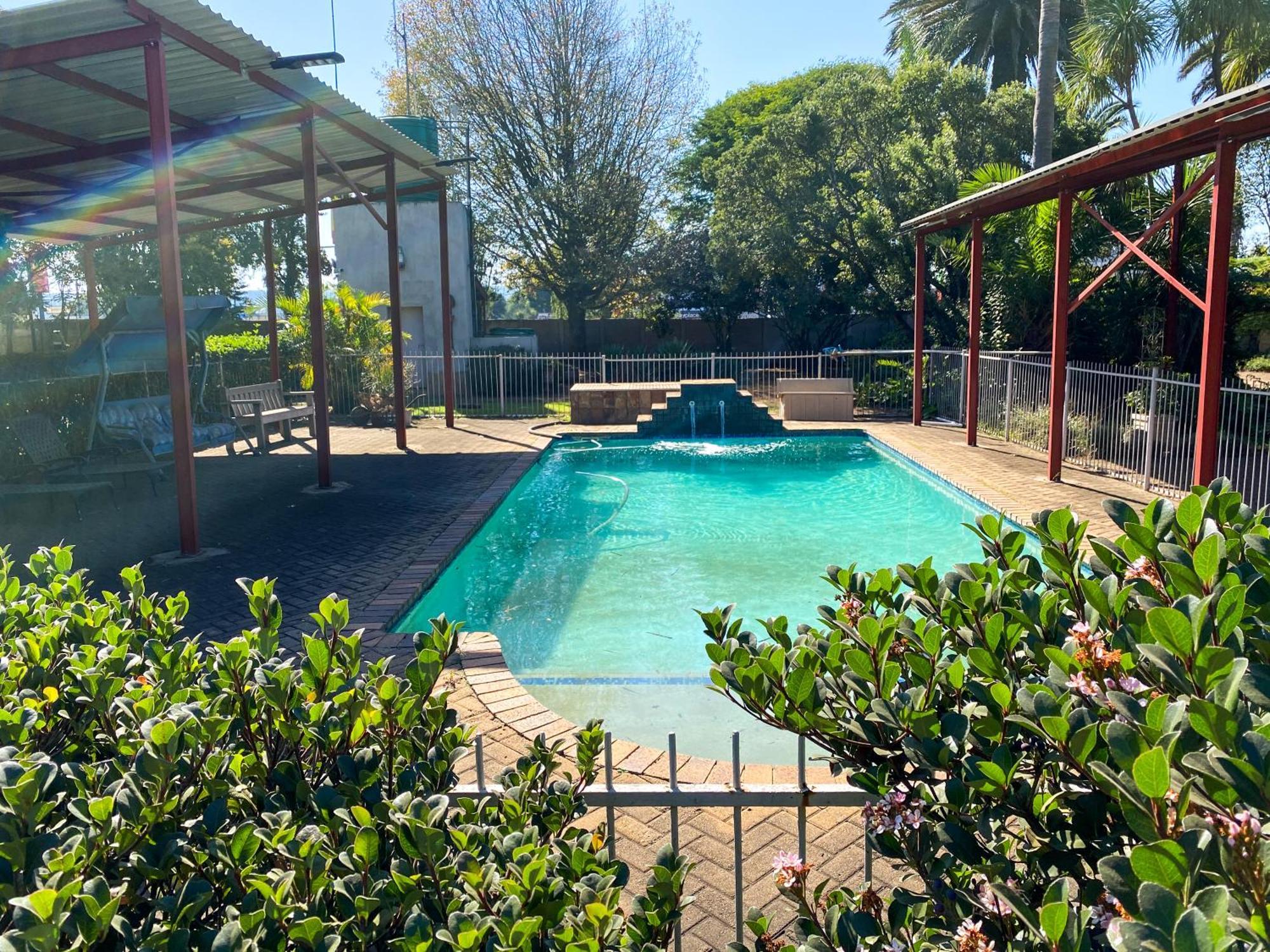 Palm Inn Guest House Piet Retief Exterior foto